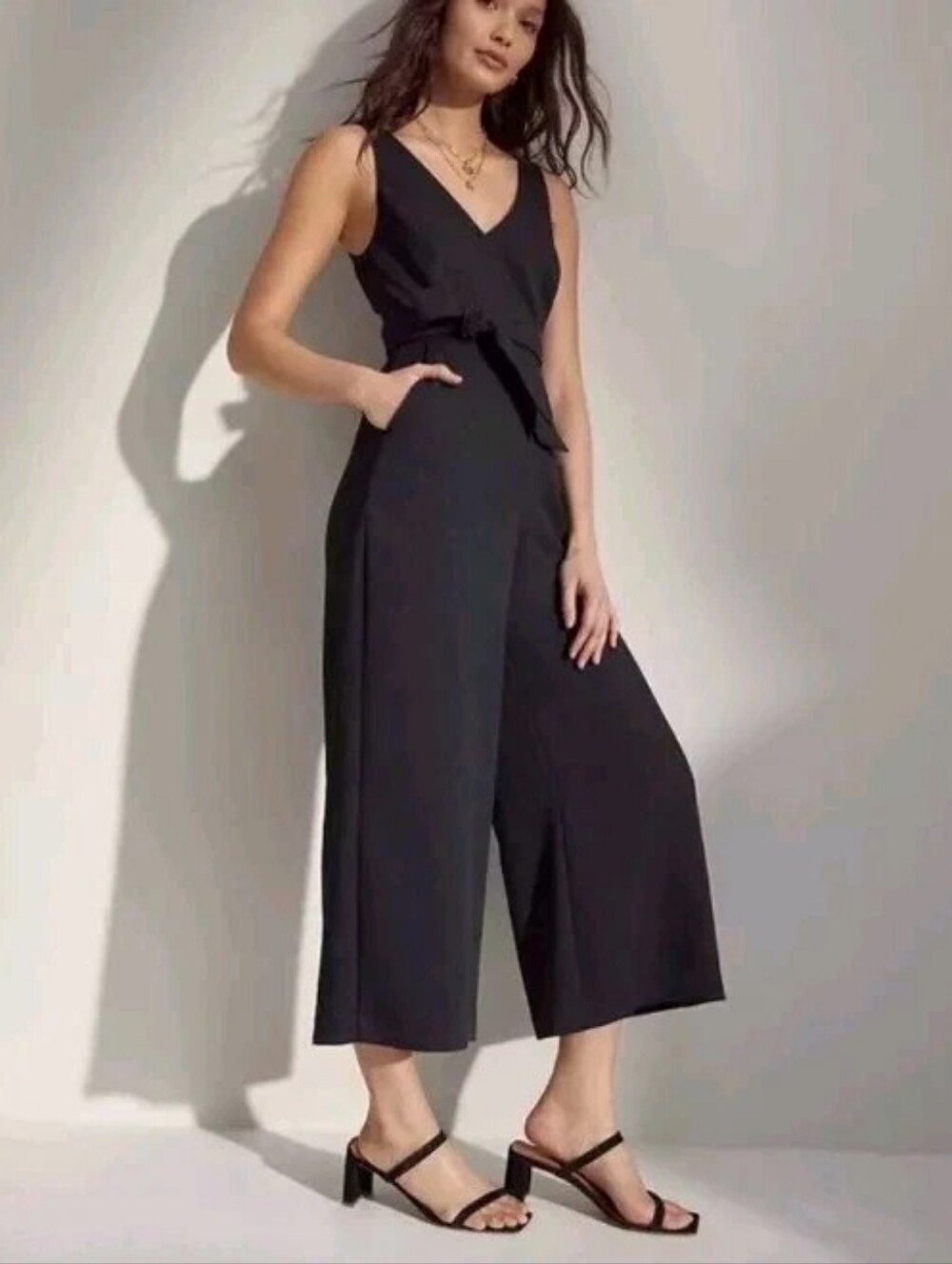 Aritzia Wide-Leg V-neck version of the Écoulement Jumpsuit.